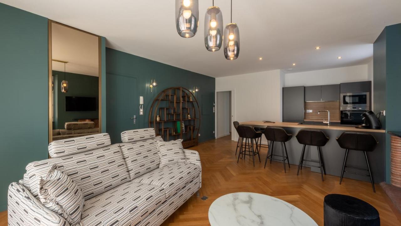 L'art déco : T3 à Rodez, 2 Places Parking Privé, Terrasse Exterior foto